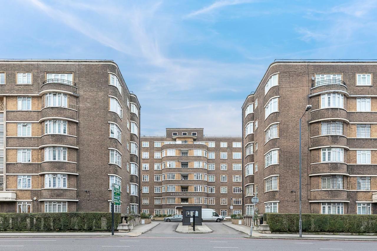 Grand Swiss Cottage Apartment Londra Esterno foto