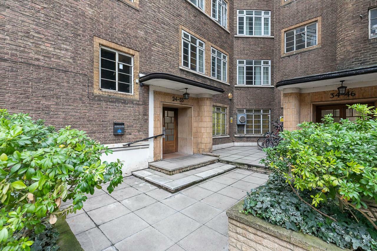 Grand Swiss Cottage Apartment Londra Esterno foto